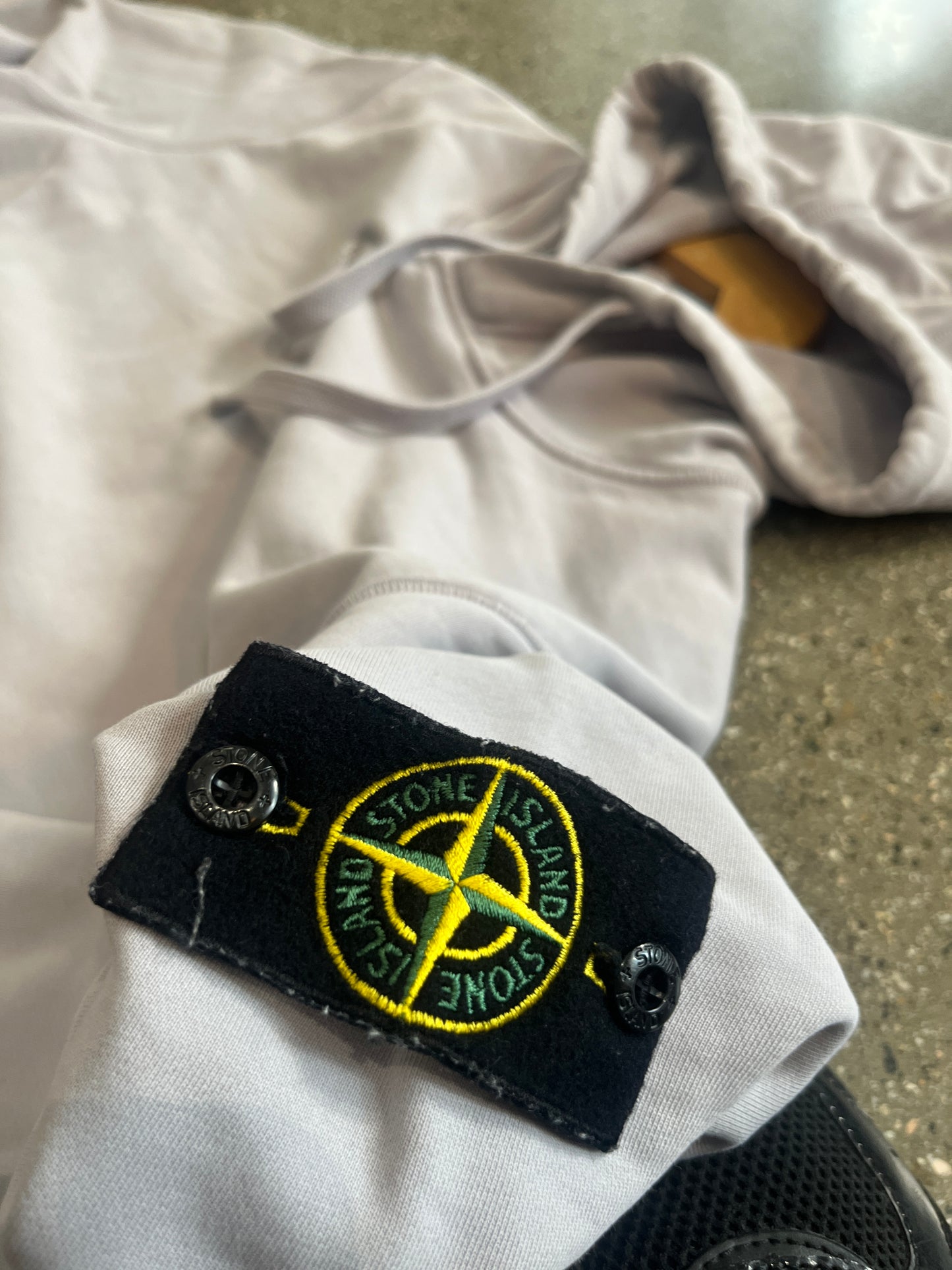 (L) Stone Island Hoodie Lavender