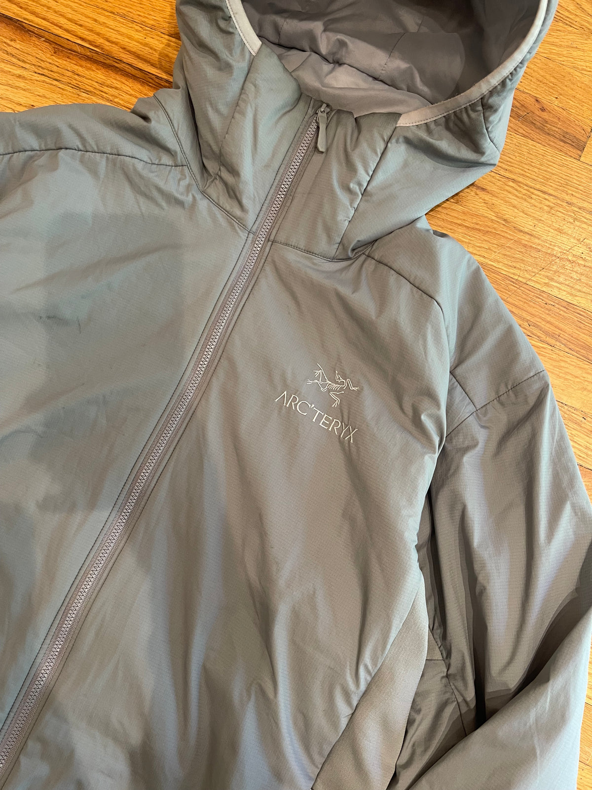 (Men’s L) Arc’teryx Grey Atom LT Hoody