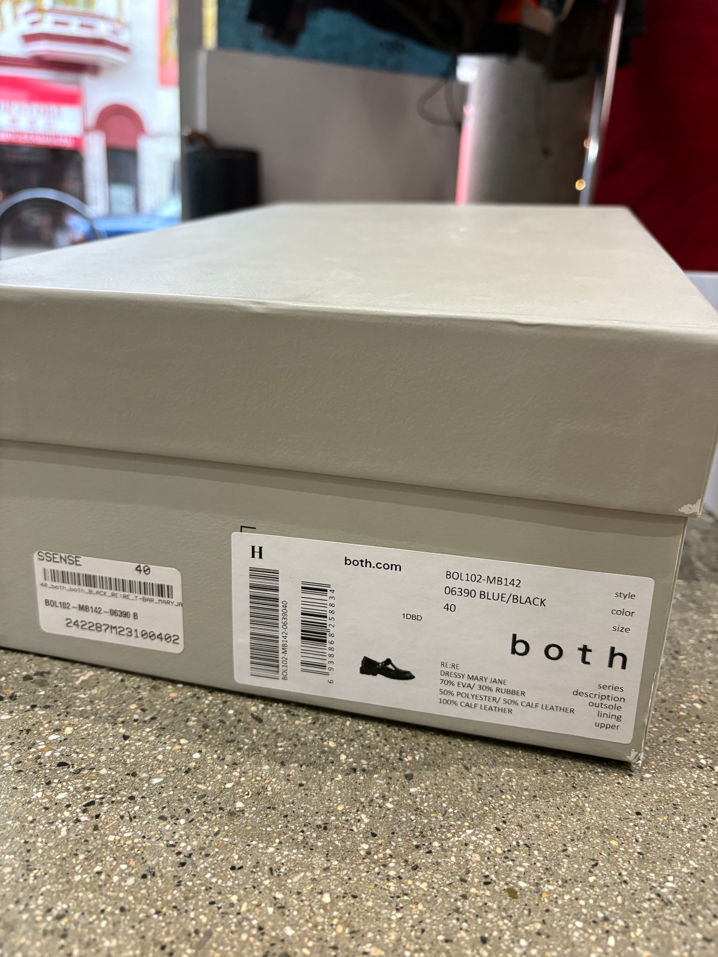 (EU40) Both Mary Jane *retail $395