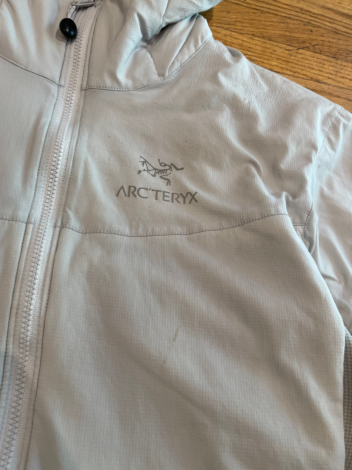(Women’s L) Arc’teryx Cool Grey Atom Hoody