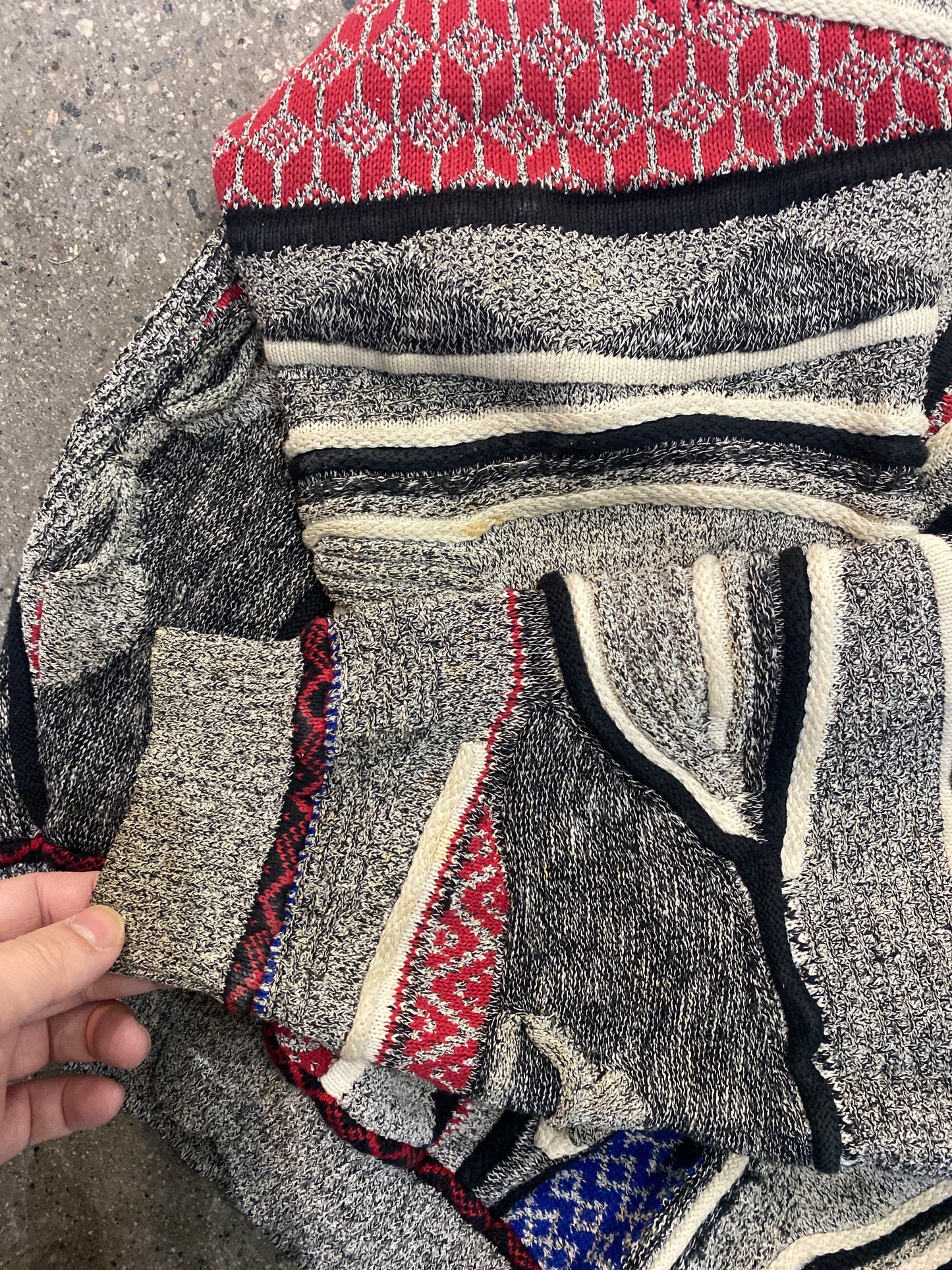 (M/L) Tosani Artistic 3D Coogi Style Knit