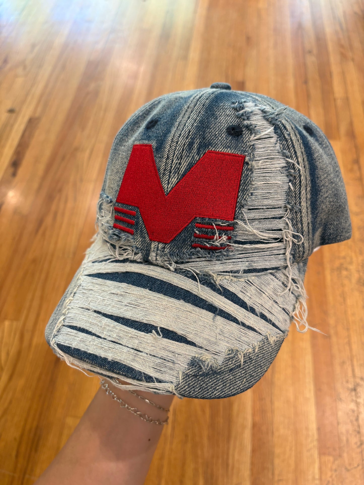 (OS) Mowalola Mind Game Distress Cap