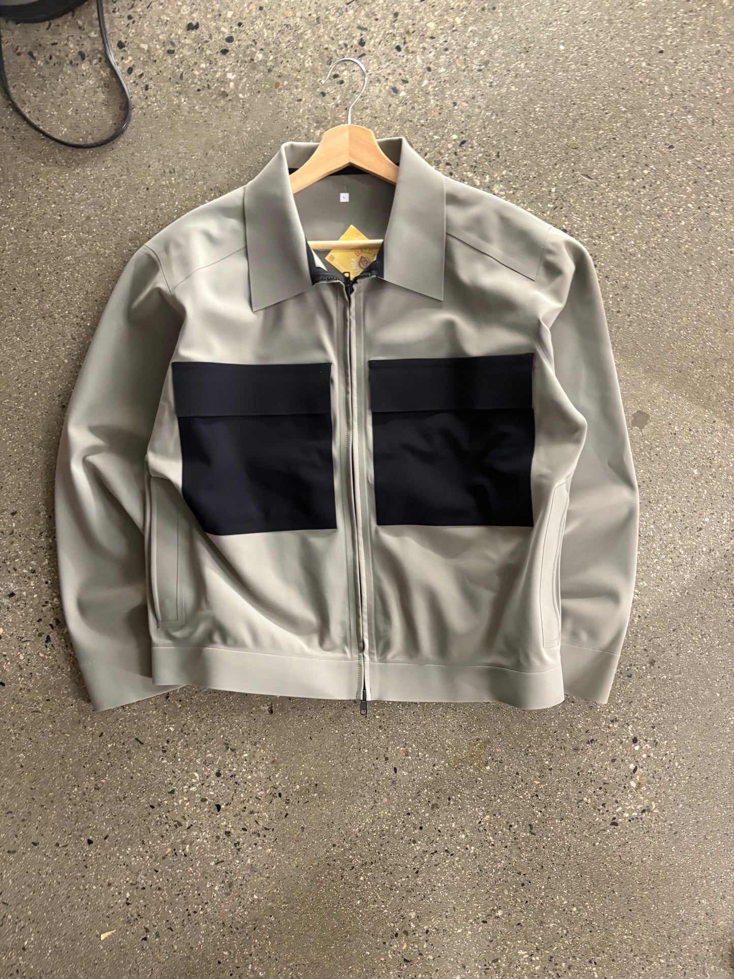GR10K Zipped Jacket