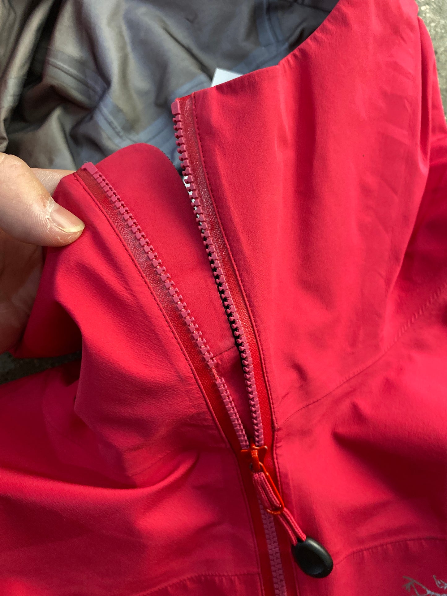 (Womens M ) FW22 - Arc’teryx Zeta Goretex