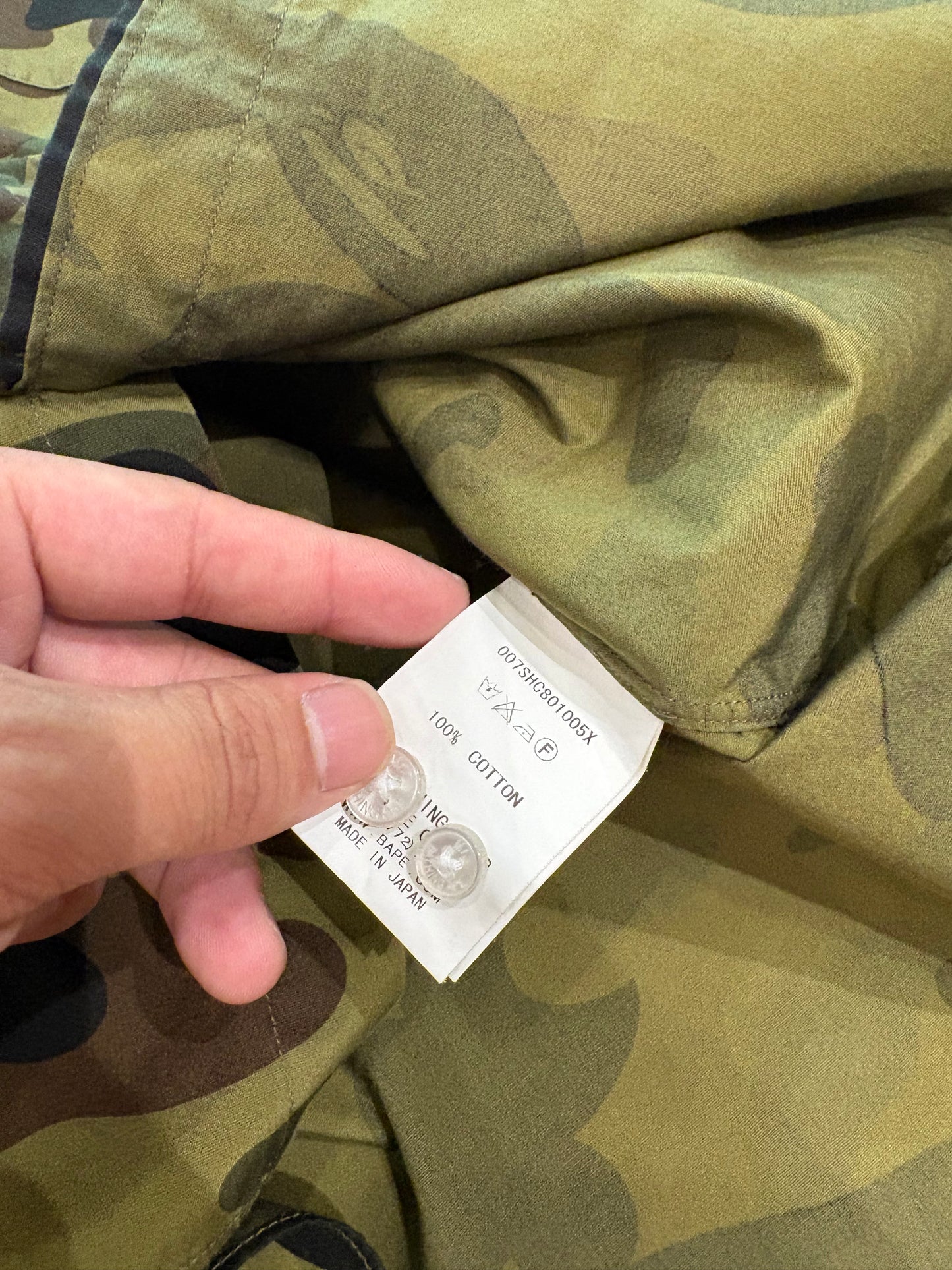 (S/M) Older 2000s Bape Camo Button Up