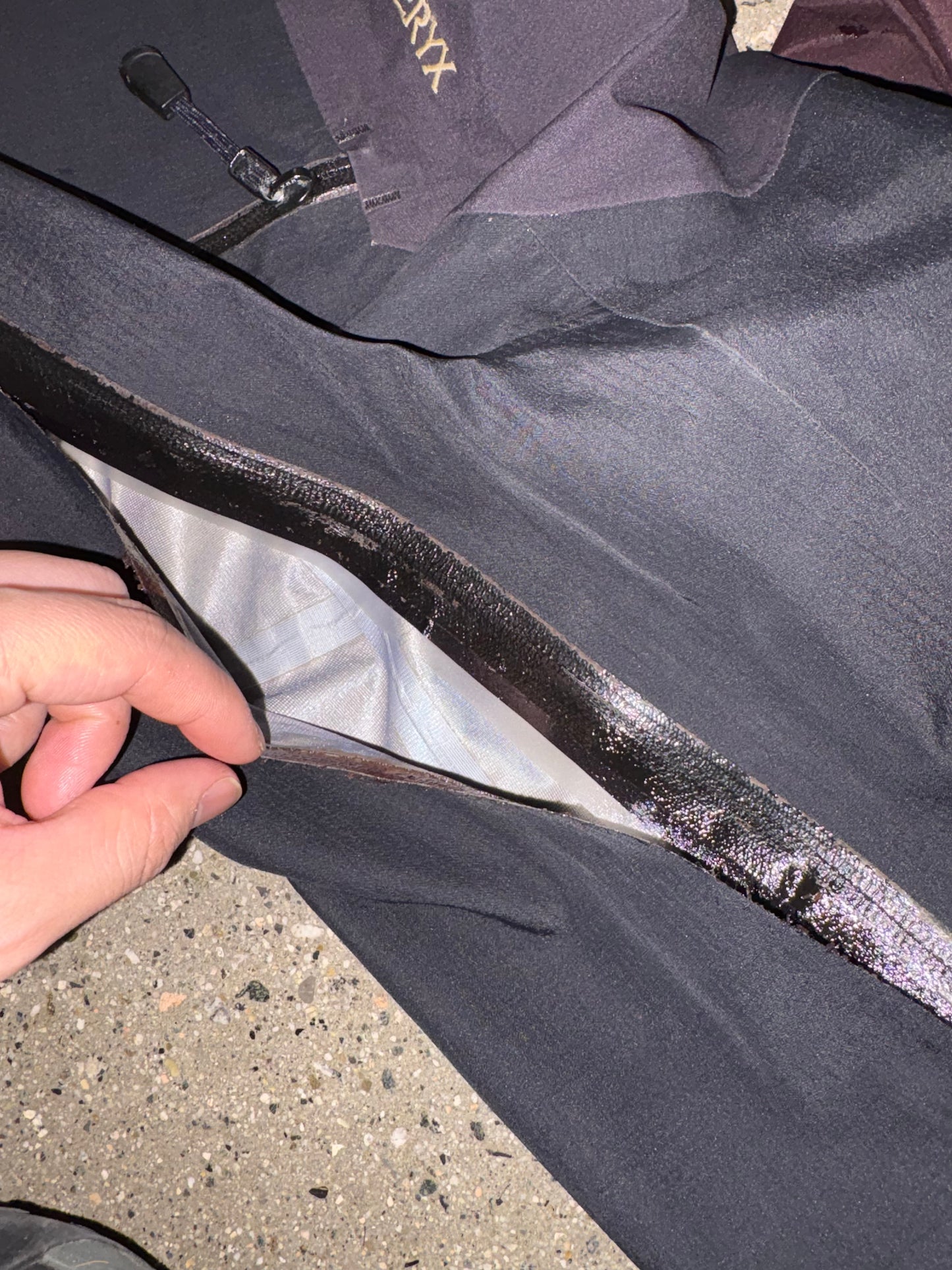 (Mens S) 2000s Arcteryx Beta AR ( as is )