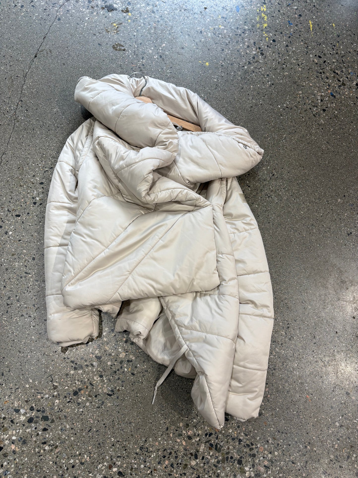 (S) Adidas x Stella McCartney Puffer Jacket