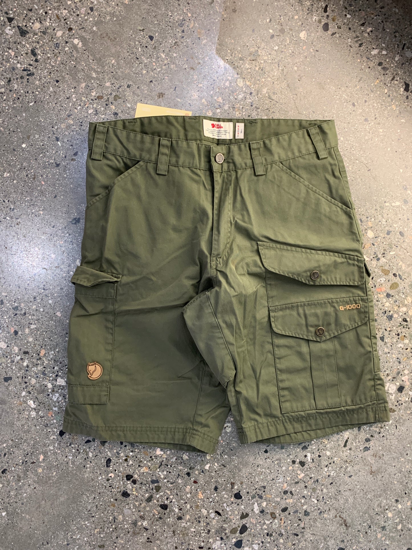 S19 - 30W Fjallraven shorts