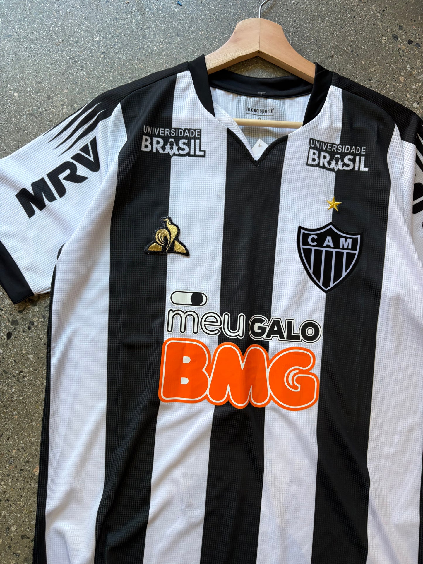(S) Le Coq Sportif Atletico Mineiro home jersey from the 2019/2020 season