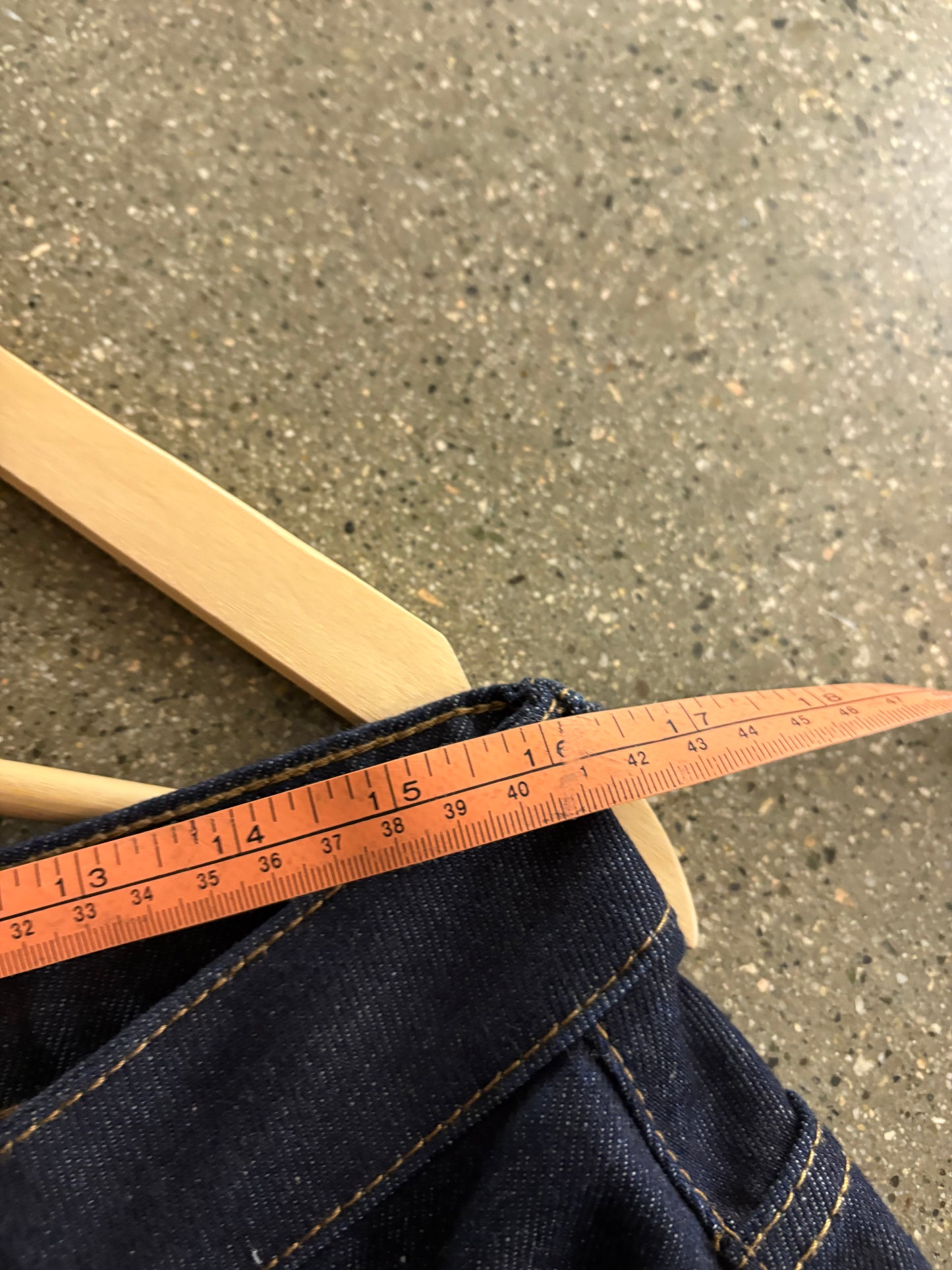 32” Emes Studio Jeans Turned Raw Jeans