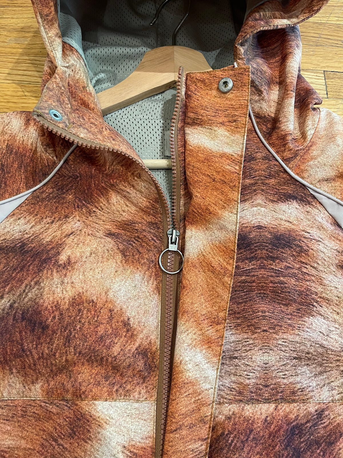 (M) Scuf.fers Giraffe Windbreaker Jacket