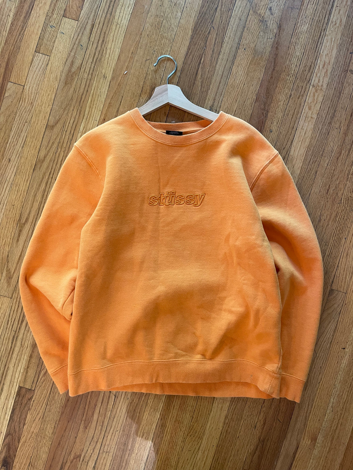 (L) Stussy peach creamsicle Orange Script Crewneck