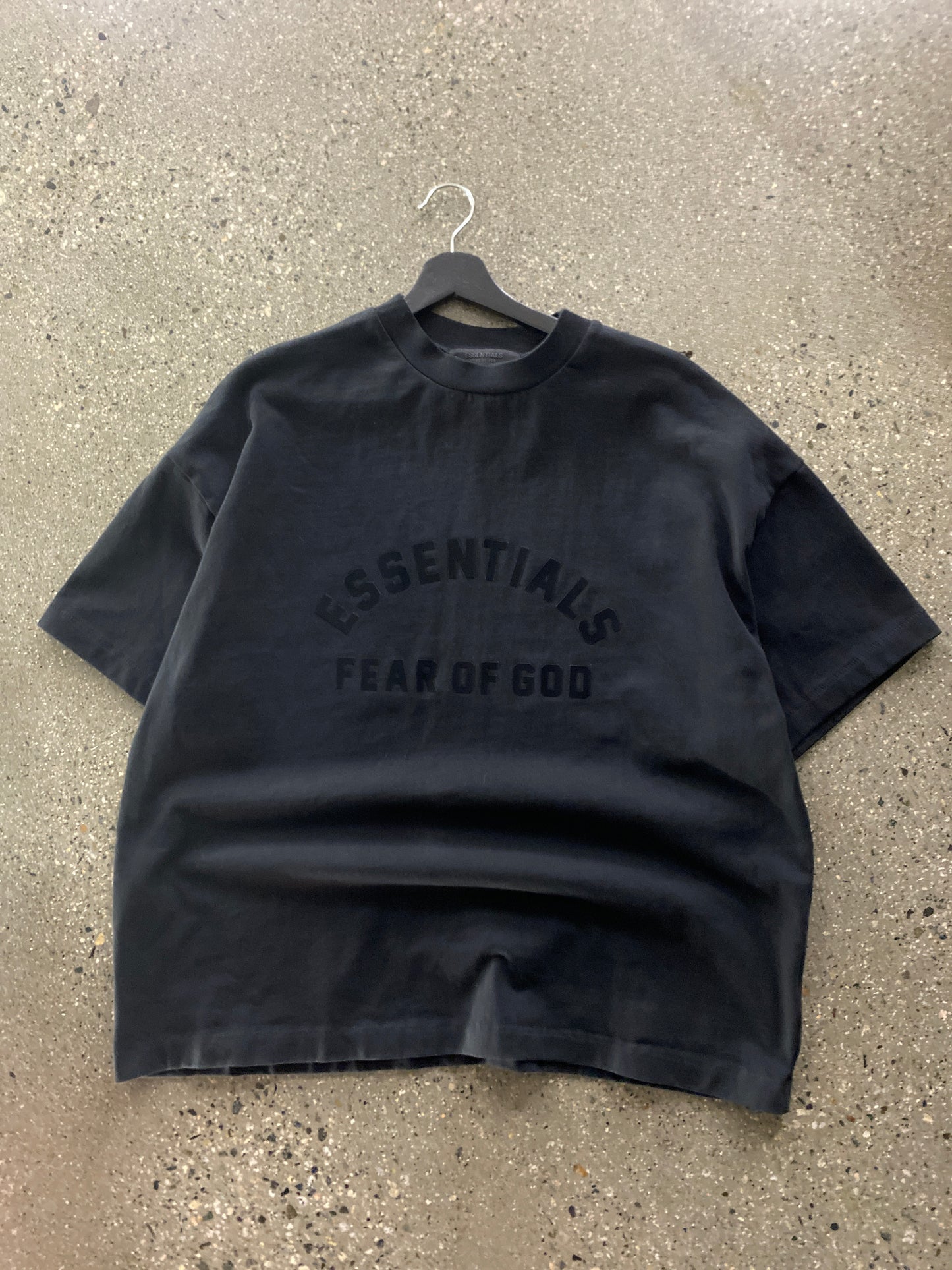 (L/XL) Fear of God Essentials Black Sweatshirt Tee