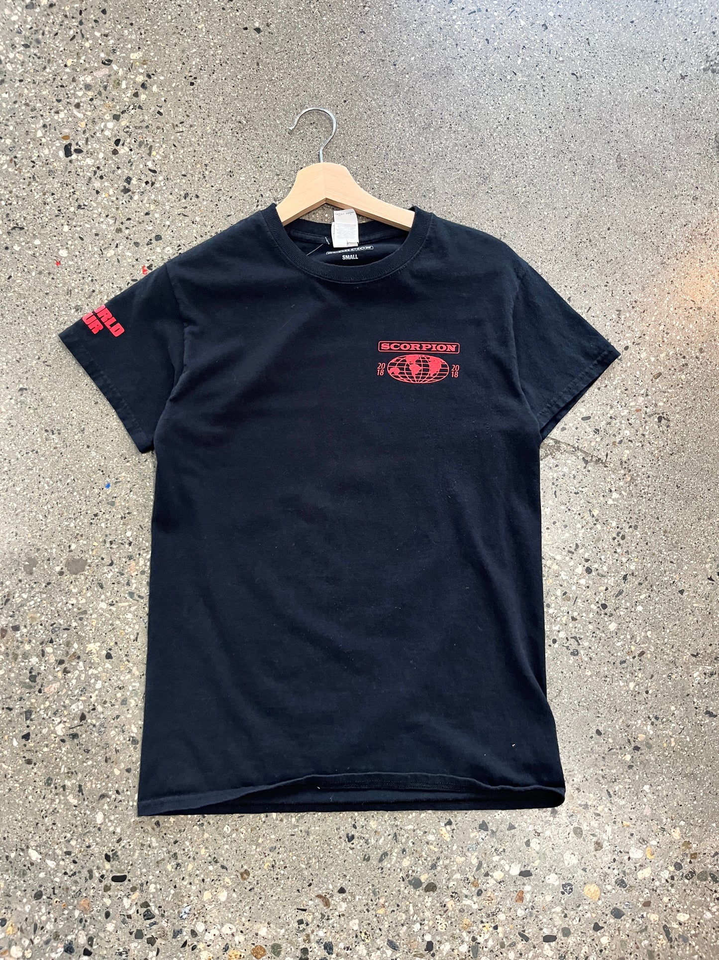 (S) Drake Scorpion Tour Tee