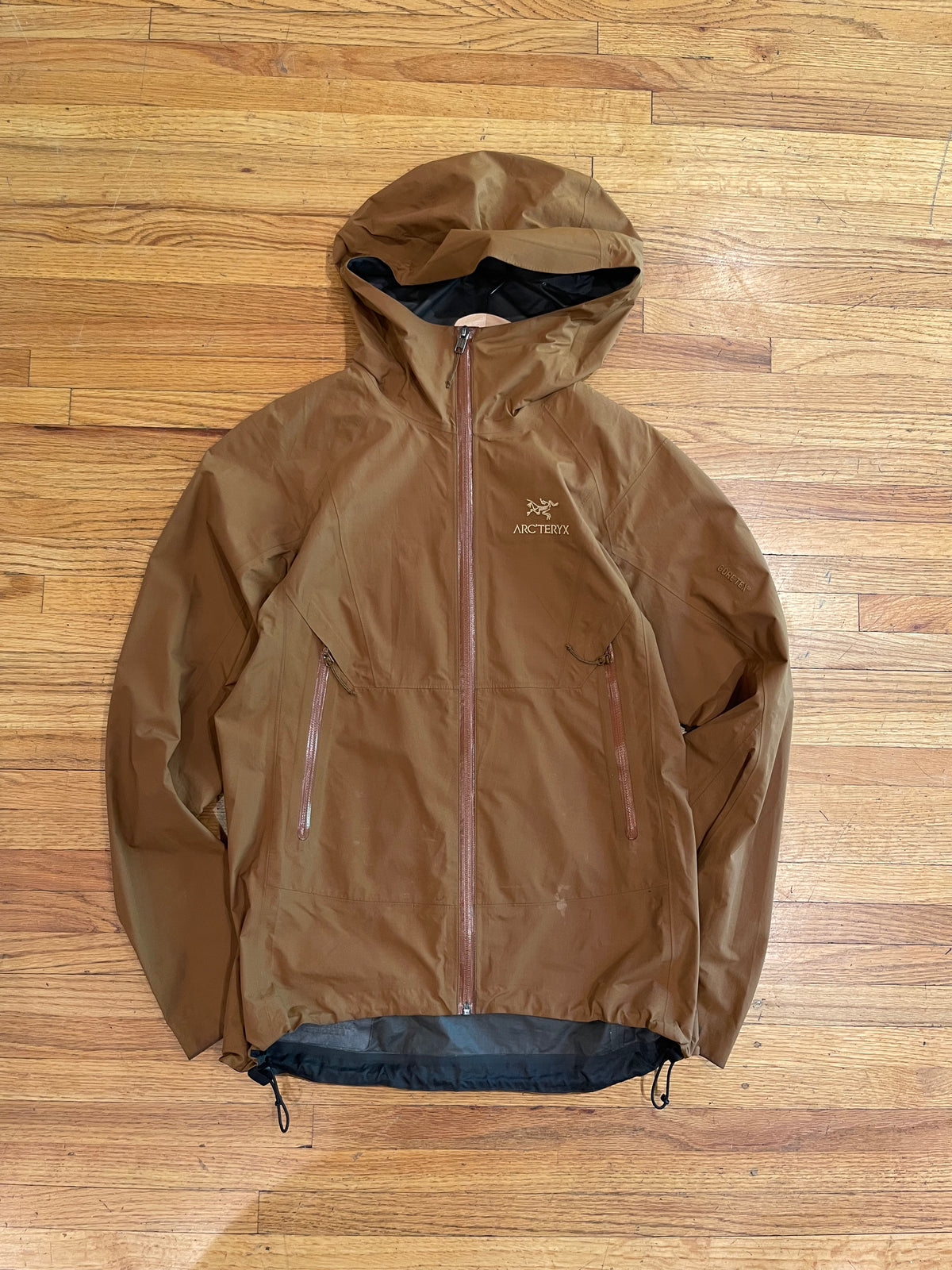 (Women’s M) 2012 Arc’teryx Beta SL ( As Is Condition )