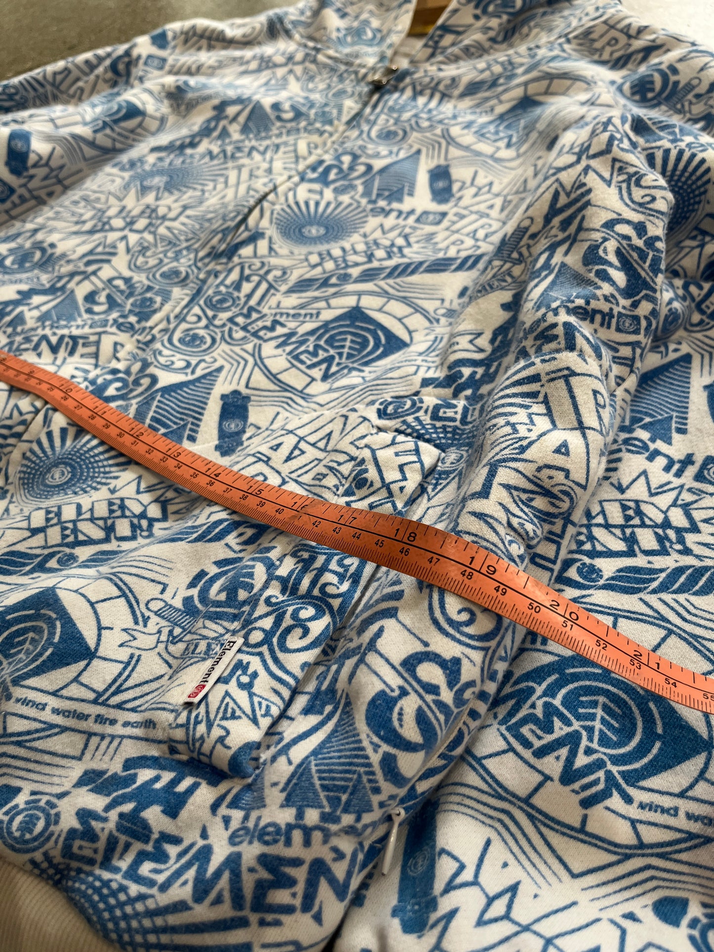 (s) Element Y2K Comic Print AOP hoodie zip