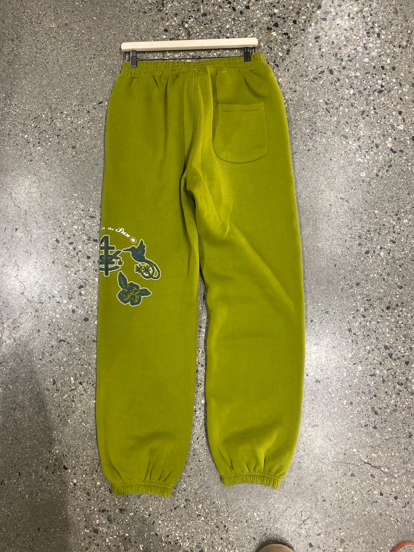 (M/L) 4YE Sweatpants 2022