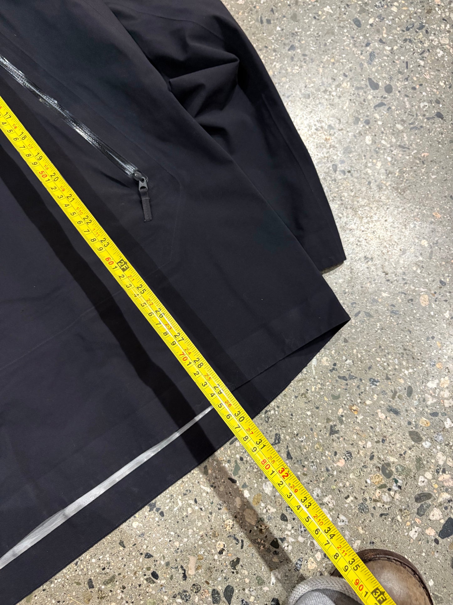 (S) Canada Goose Rain Jacket