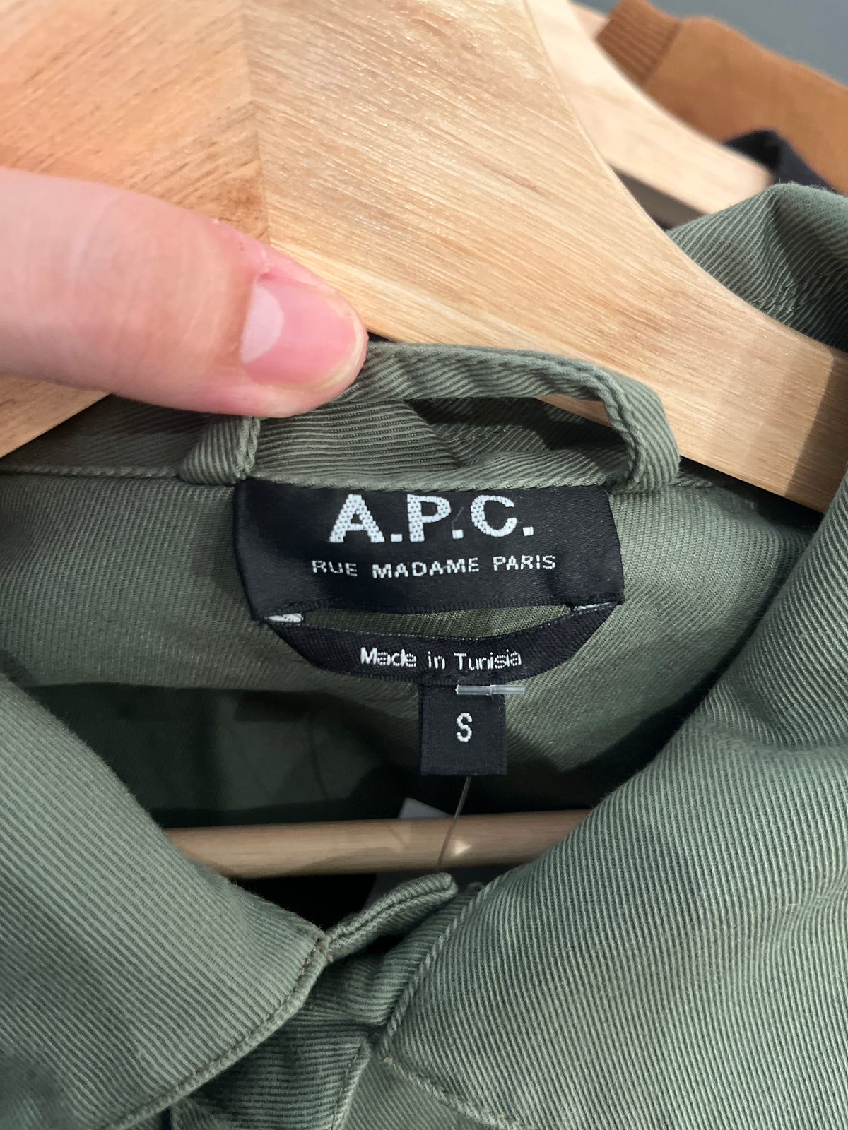 (S) APC Chore - ( Retailed for ($450+)