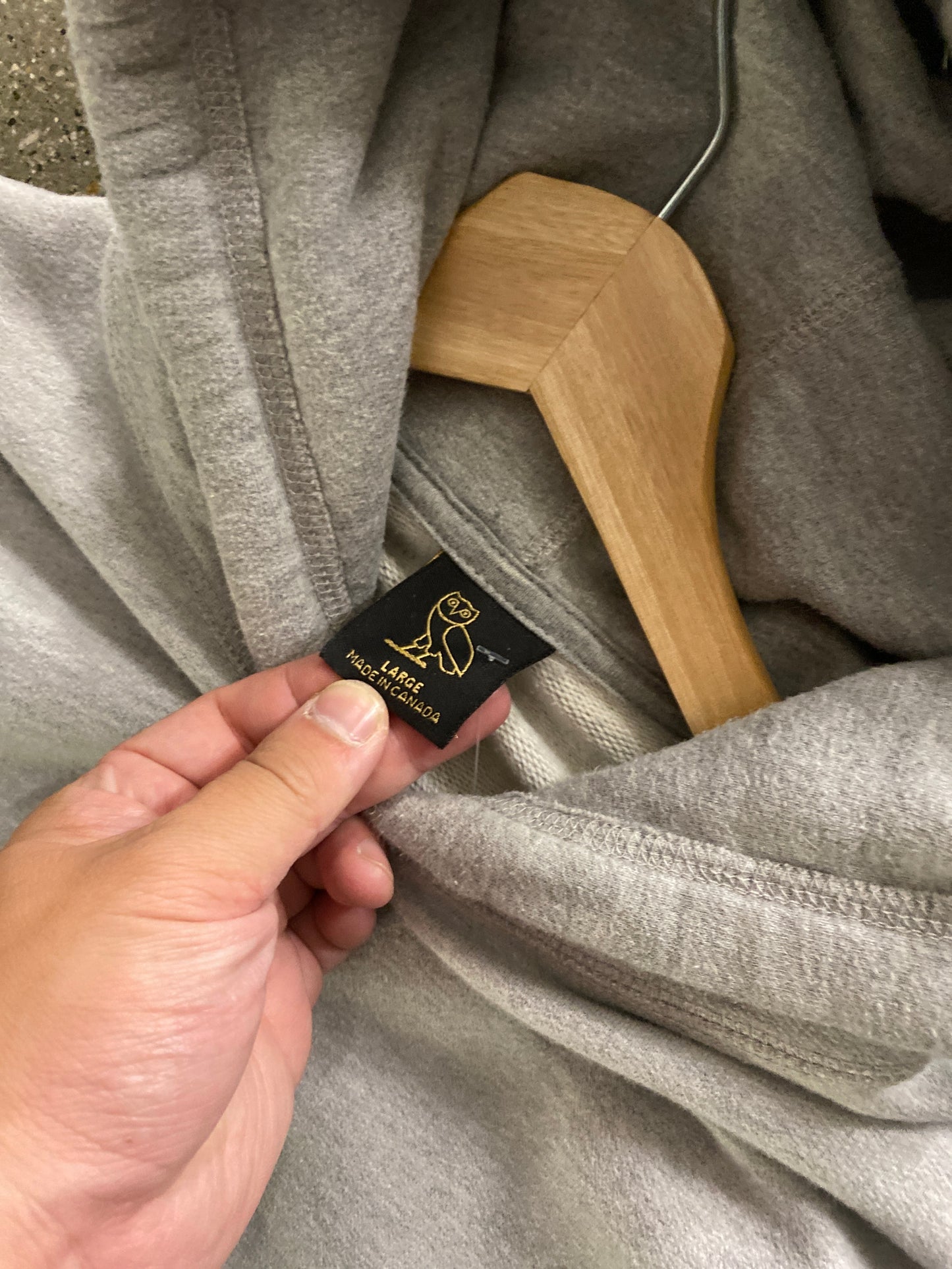 (M/L) OVO Grey Basic Hoodie