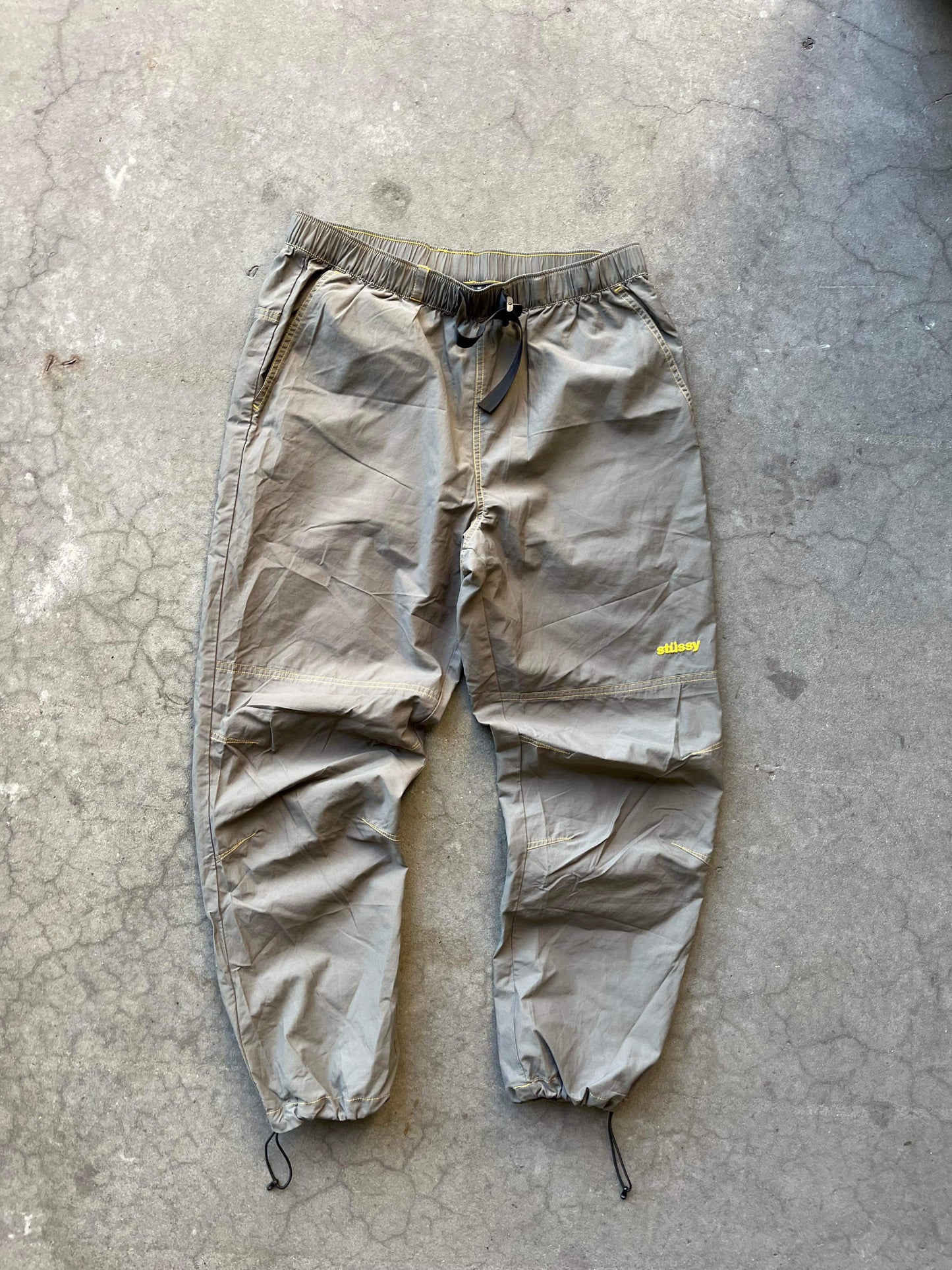 (30”) Stussy Parachute Pants