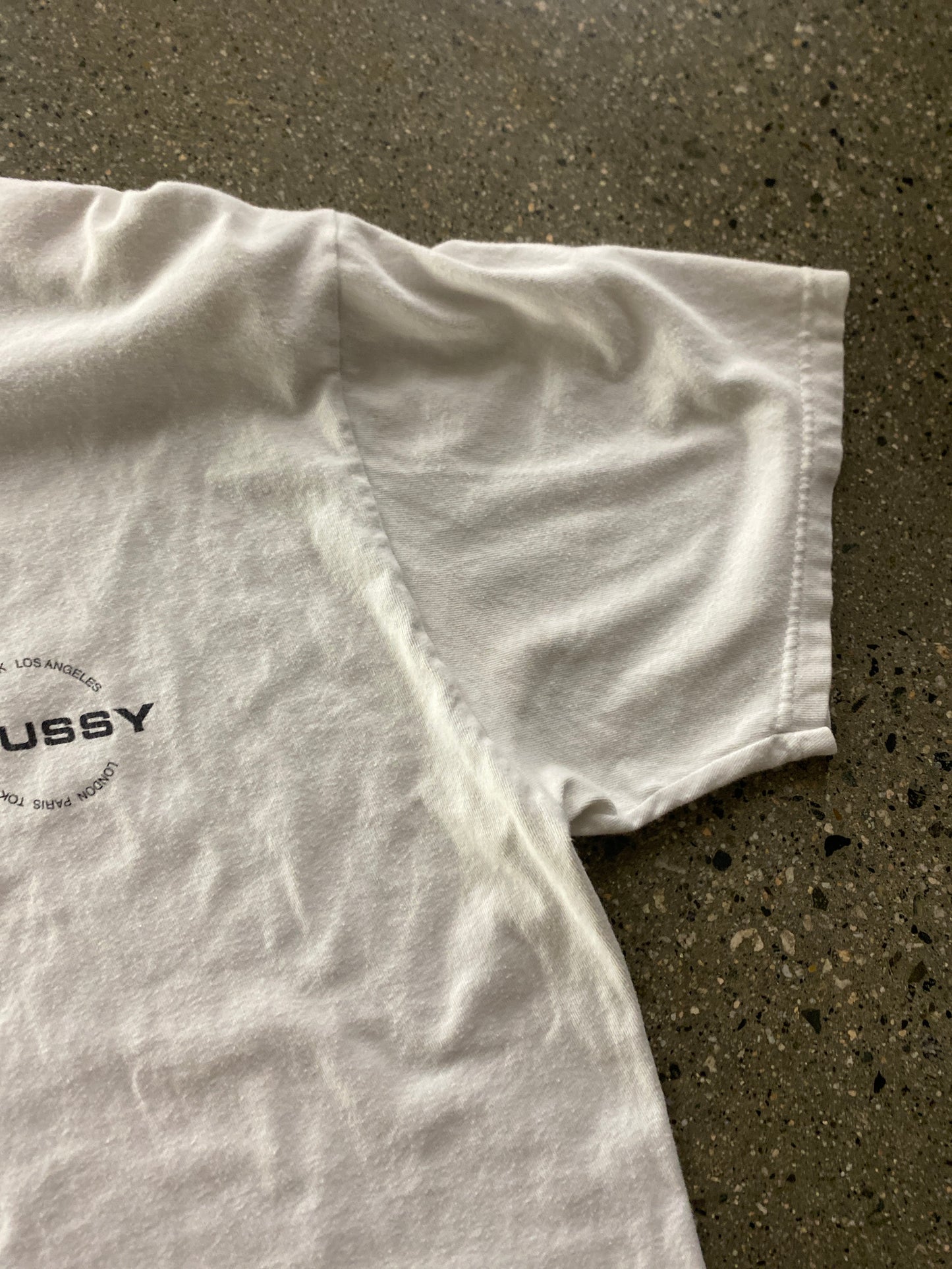 (L) Stussy White Doublesided Tee