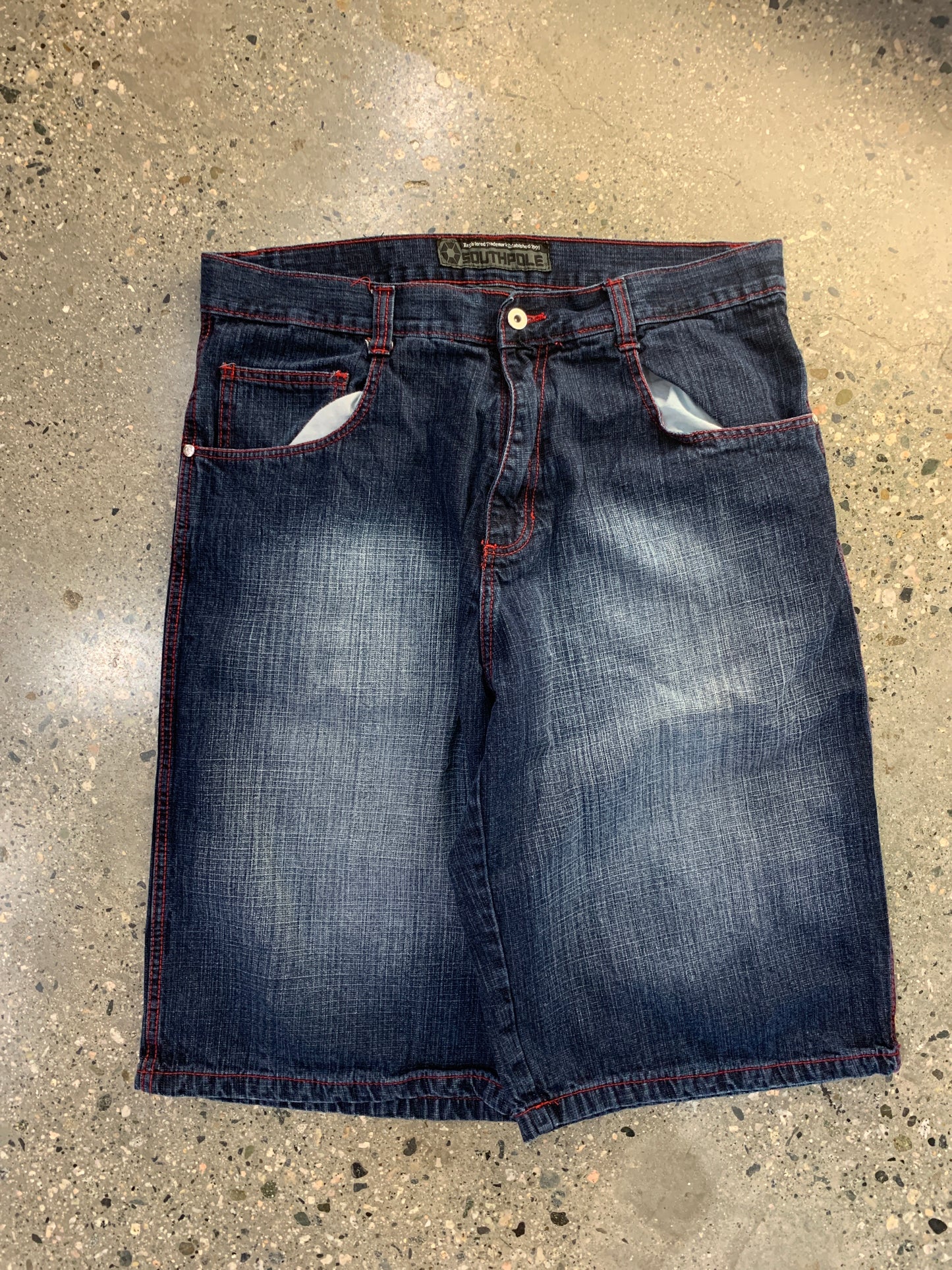 Sh5 - 38w Southpole Sunfaded Baggy Jorts