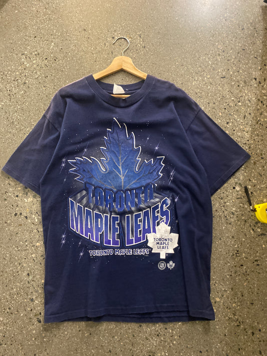(L) 90s Maple Leafs Tee