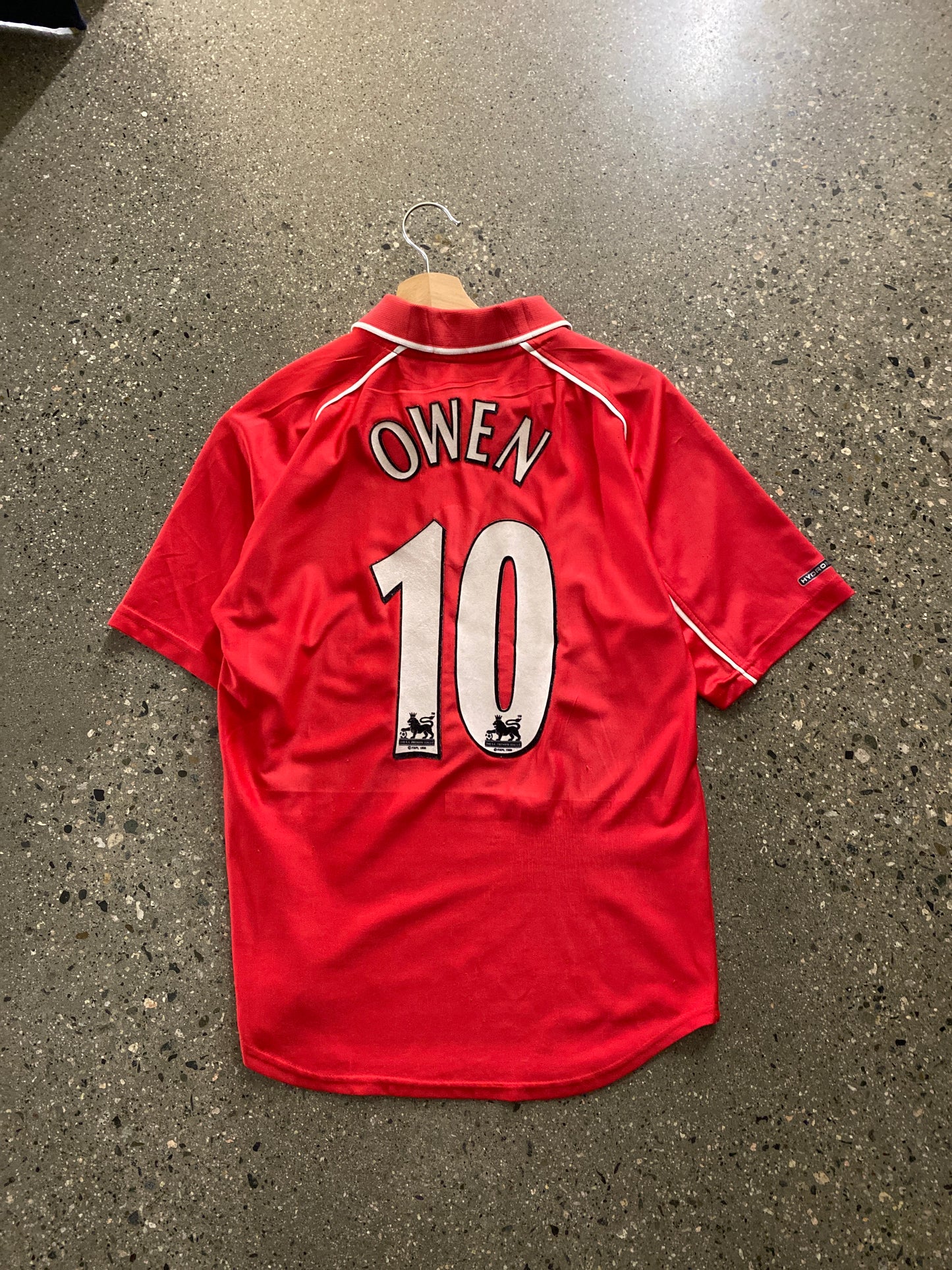 (S) 01/02 Reebok Liverpool Kit