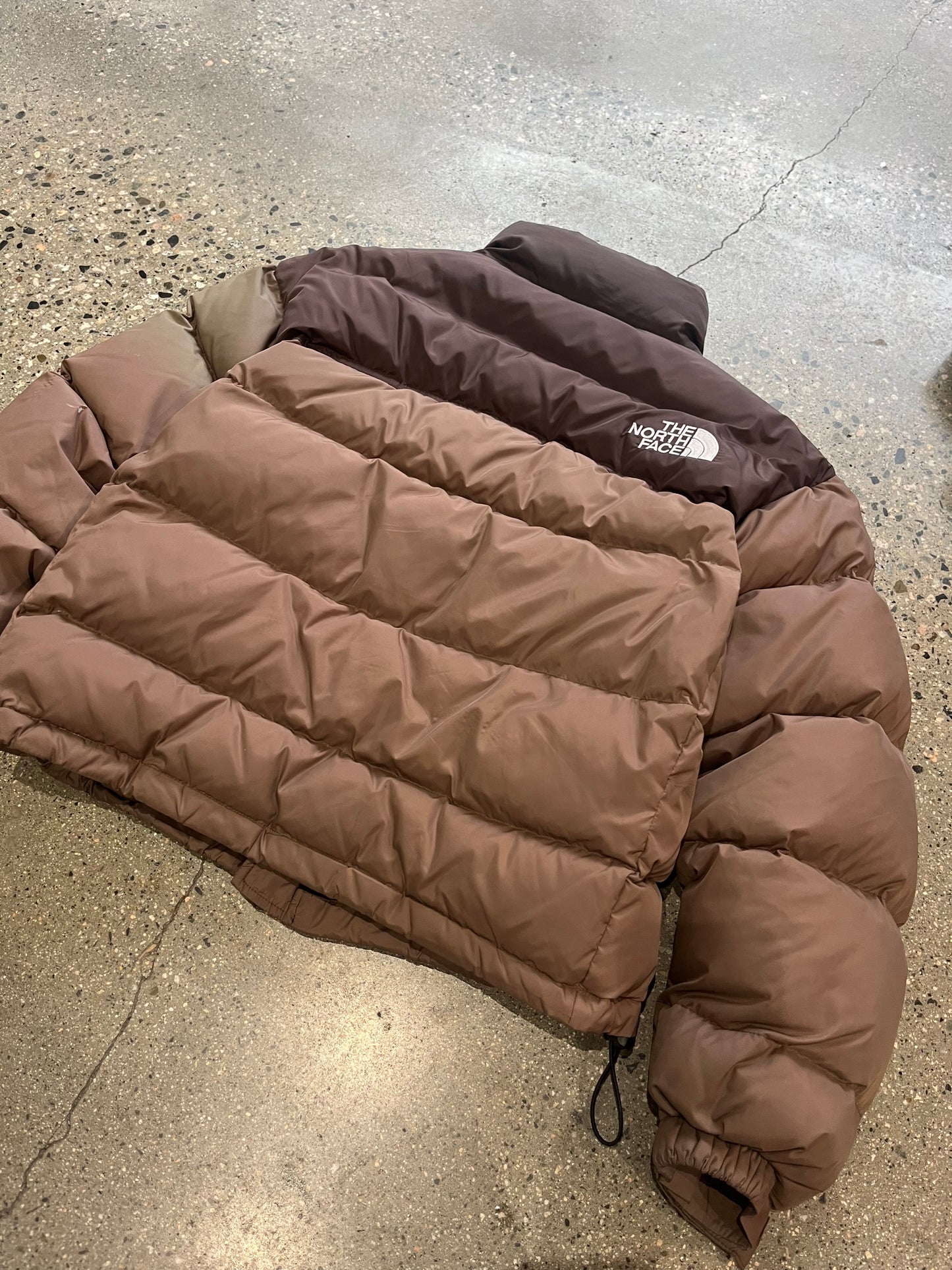 (S) North Face Brown 700 Nuptse