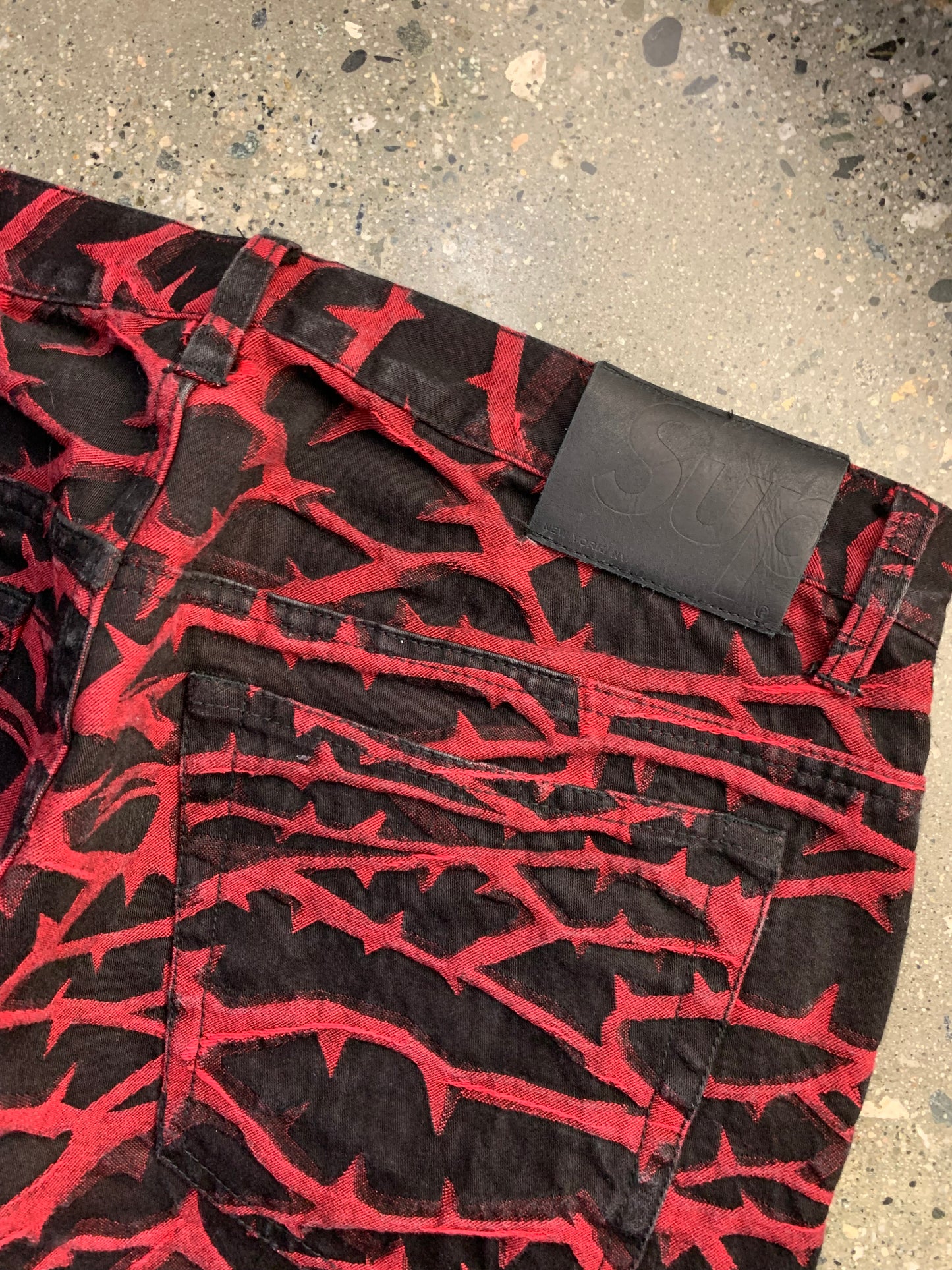 (32) Supreme Thorn Denim