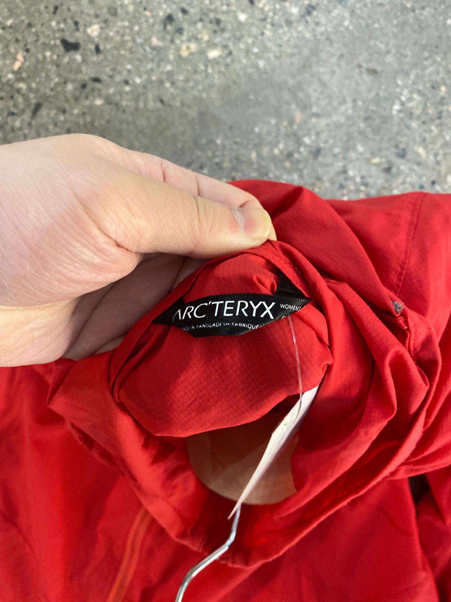 (womens s) Arc’teryx Light Zip Red