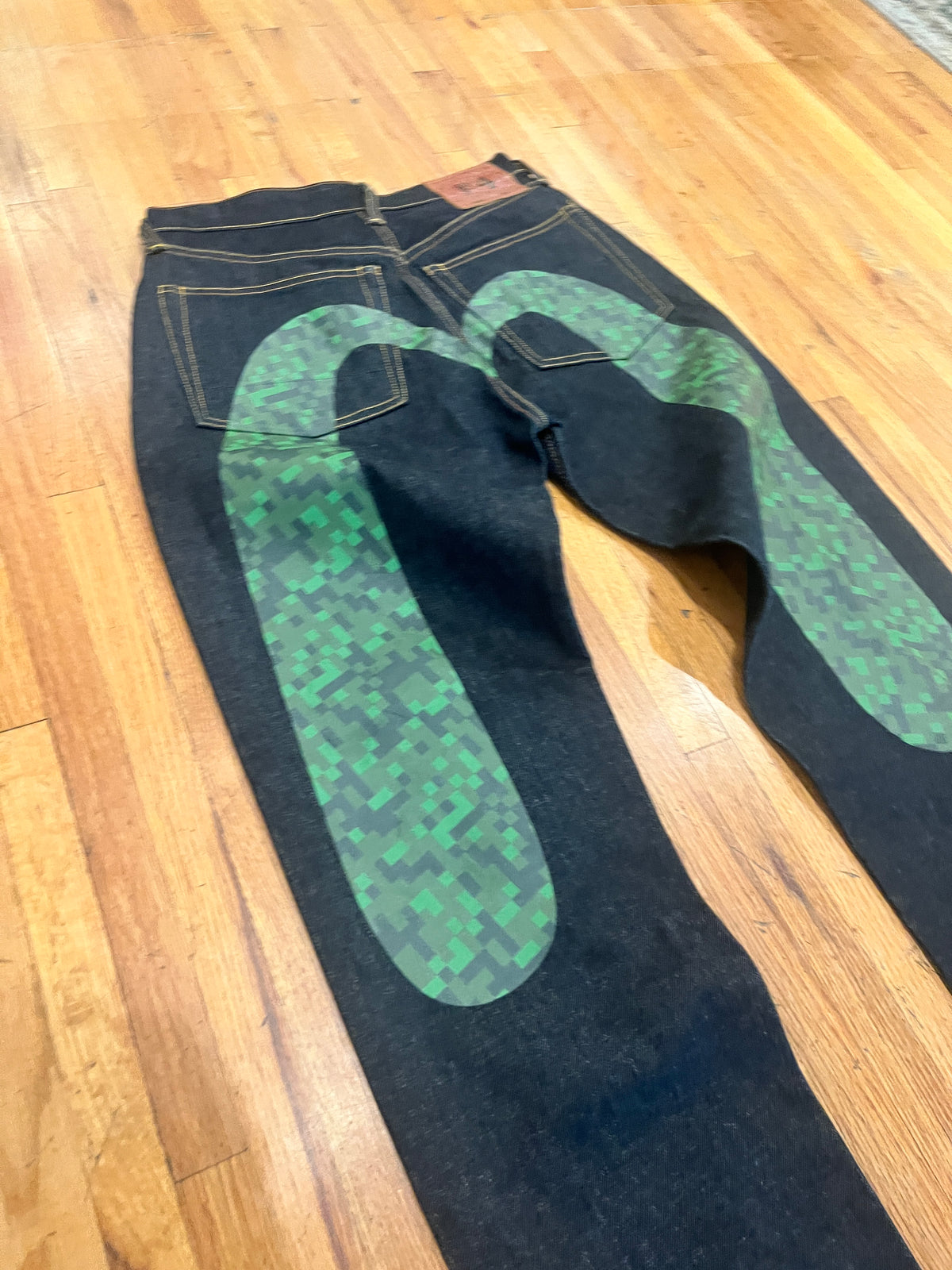 (30”) Evisu daicock Raw Wash Denim