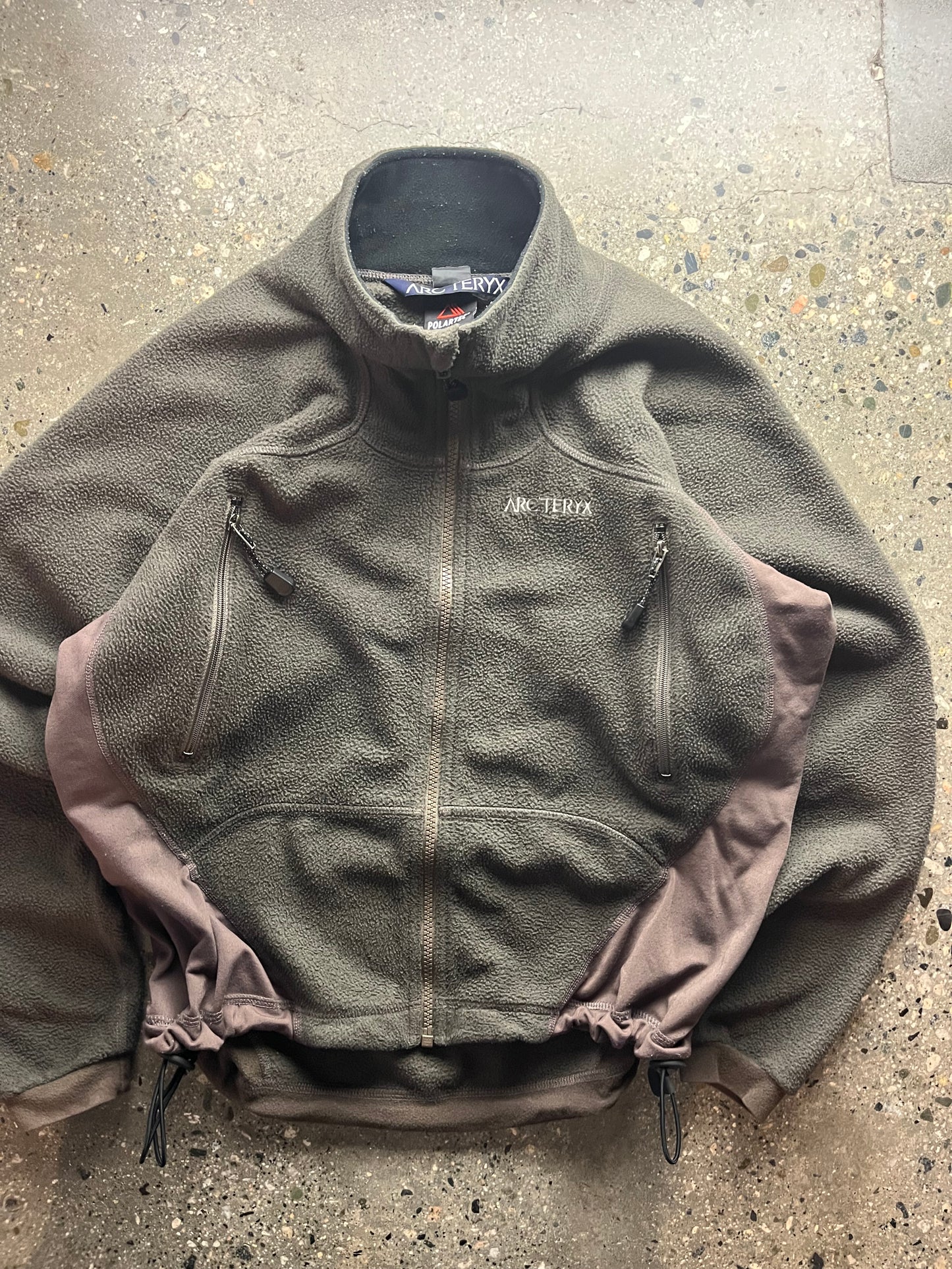 (S) Vintage Brown Arc’teryx Fleece