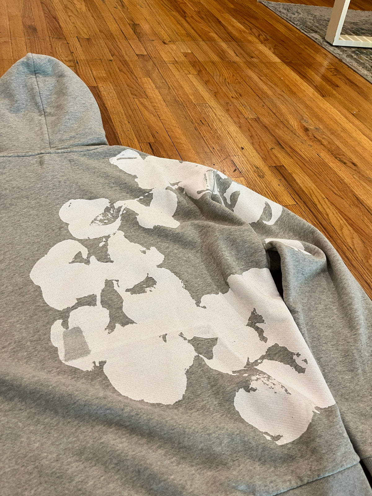 (L) Grey Denim Tears Hoodie