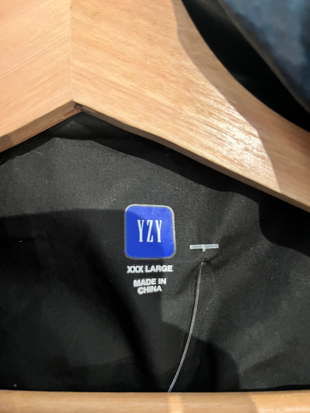 (3X) YZY x GAP Black Puffer