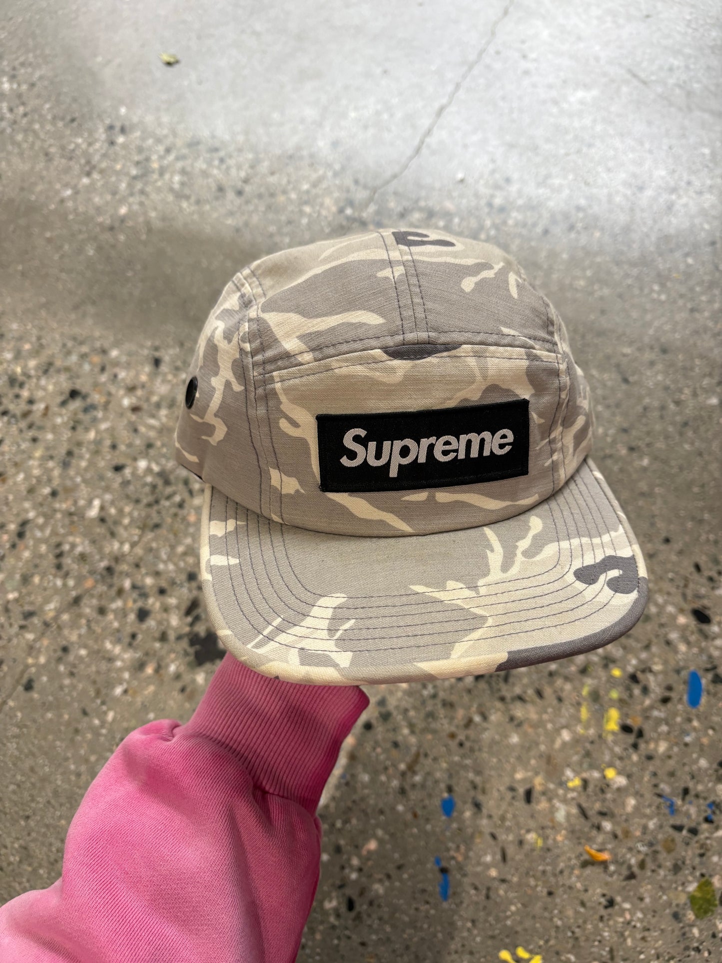 (OS) Supreme Camp Hat Camo ( as is )