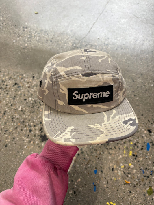 (OS) Supreme Camp Hat Camo ( as is )