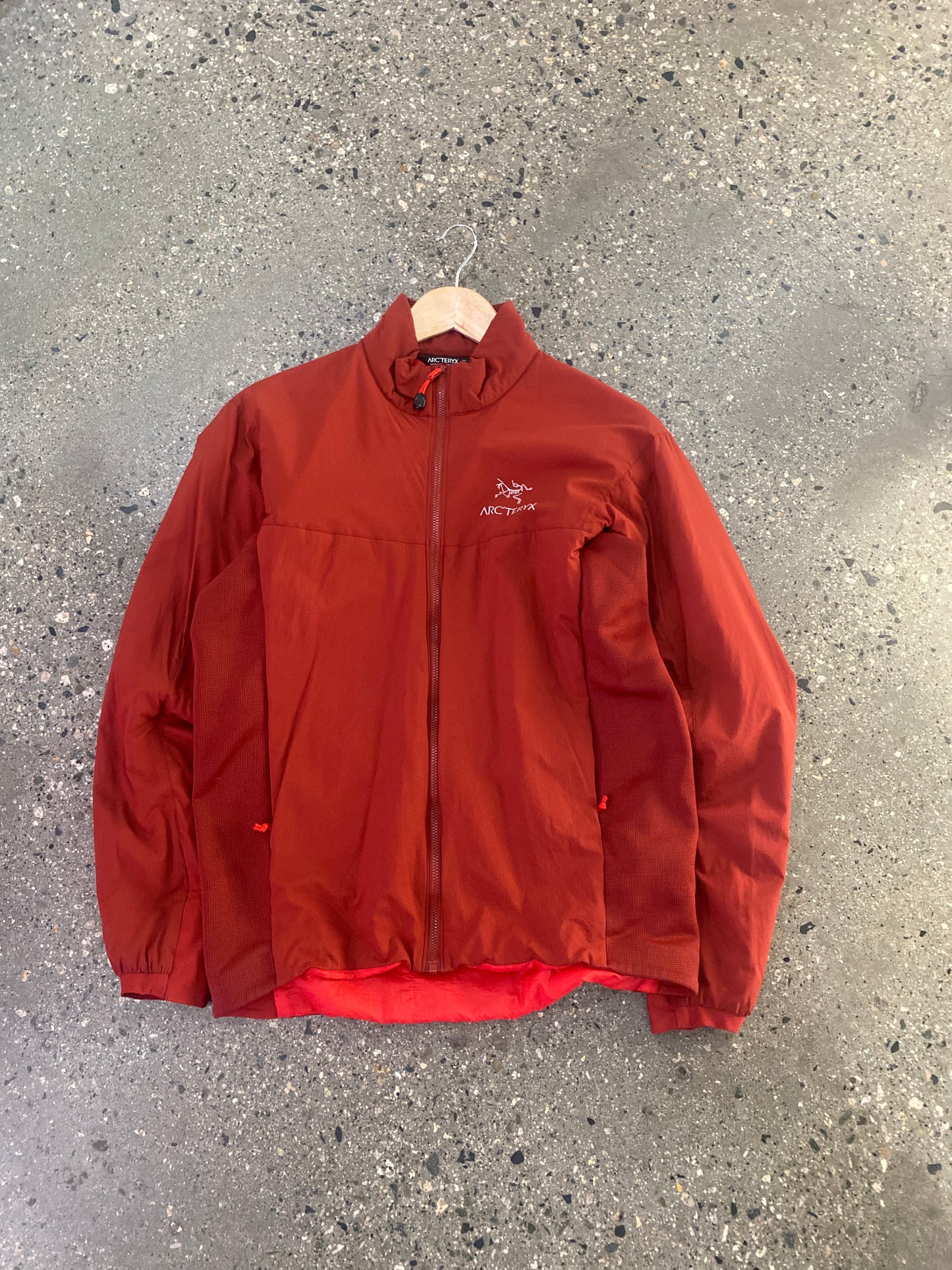 (S) Arc’teryx Atom Jacket
