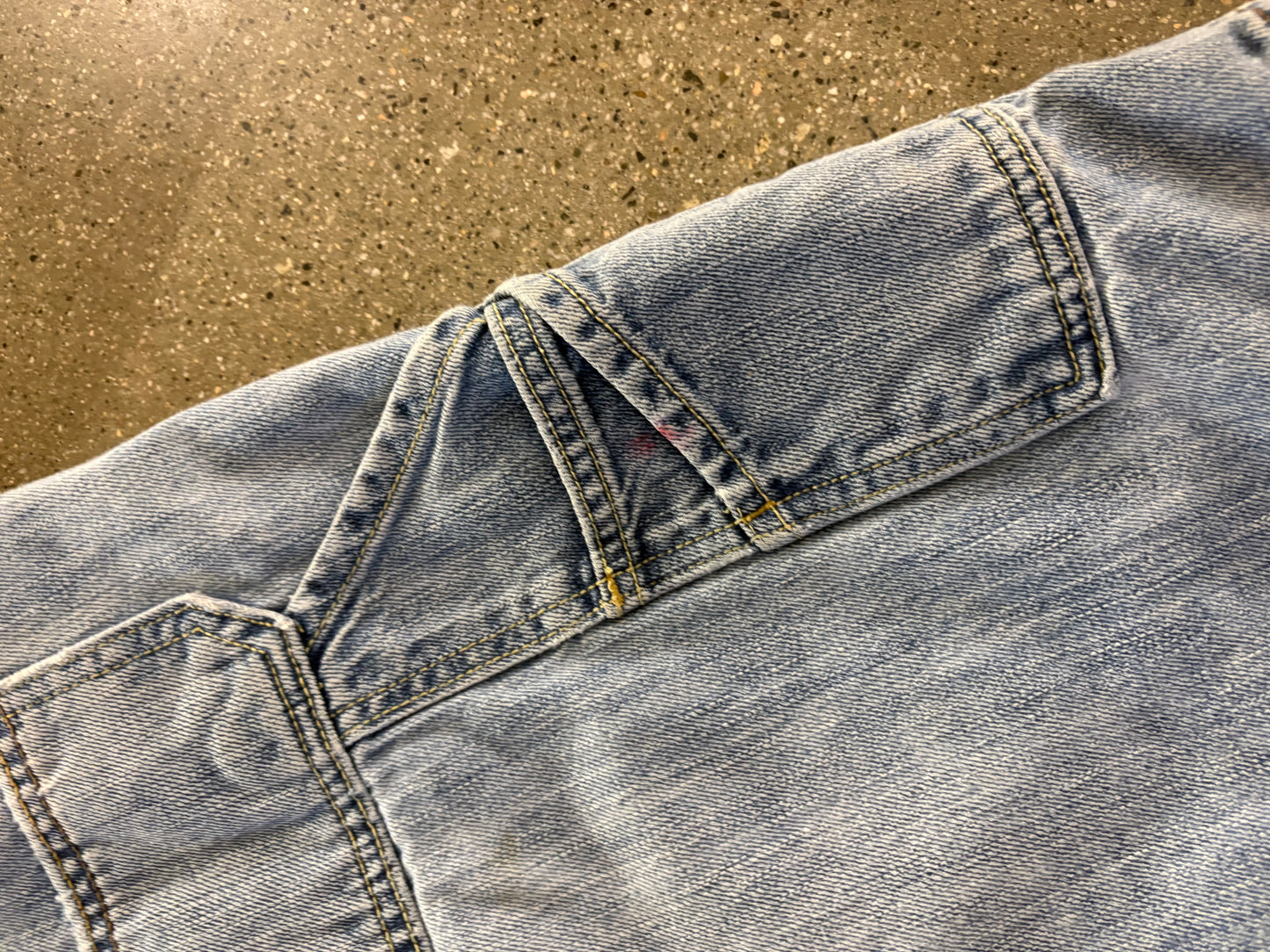 36” Old Navy Painters Lightwash Carp Jorts