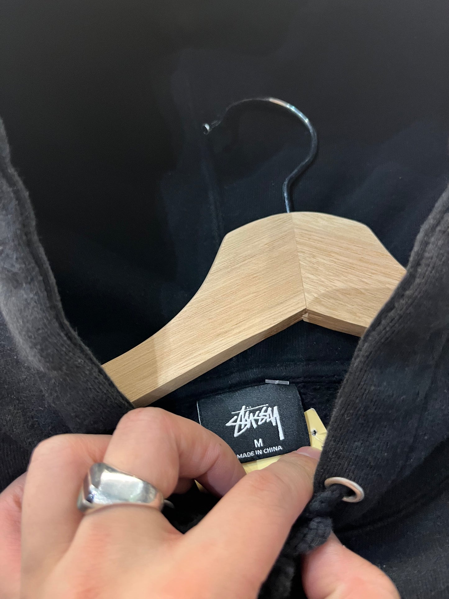 (M) uvic18 - stussy box logo