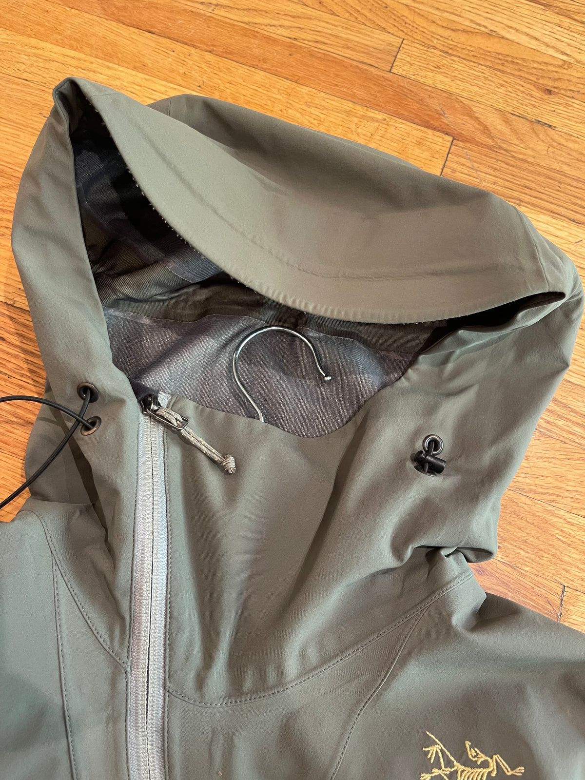 (S) August 2006 Arc’teryx Seeker Comp Sidewinder Softshell Jacket