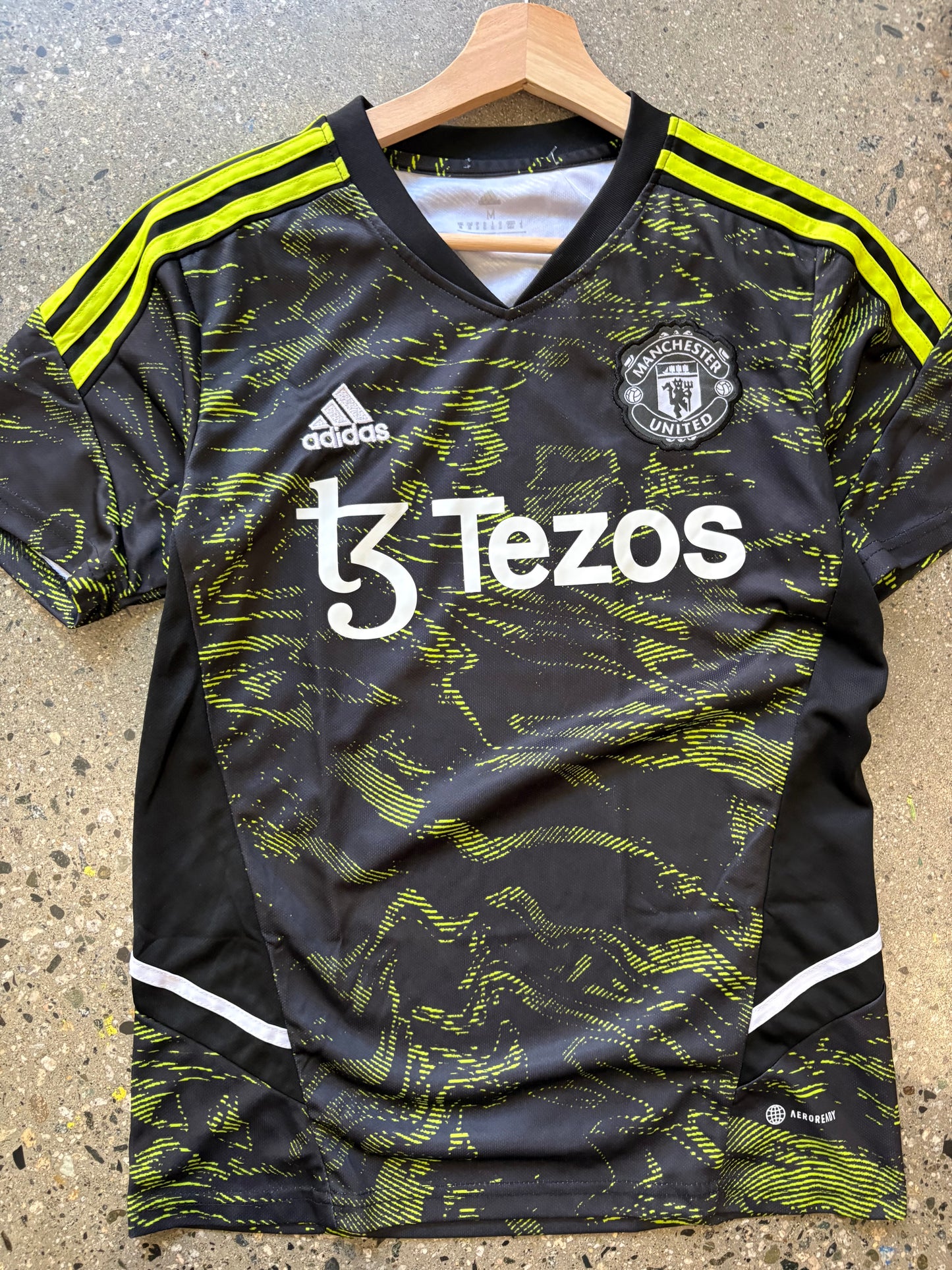 MANCHESTER UNITED Stone Roses Kit Pre Game