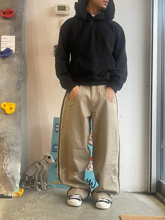 (32”W) Y2K Baggy PluggNYC Stripe Pant