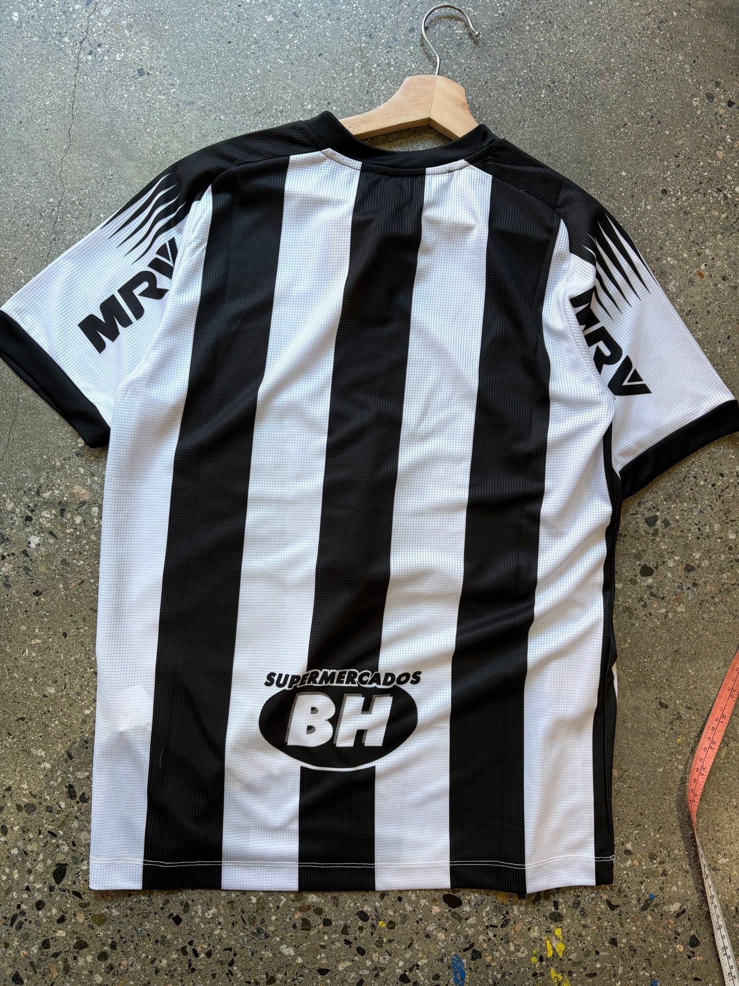 (S) Le Coq Sportif Atletico Mineiro home jersey from the 2019/2020 season