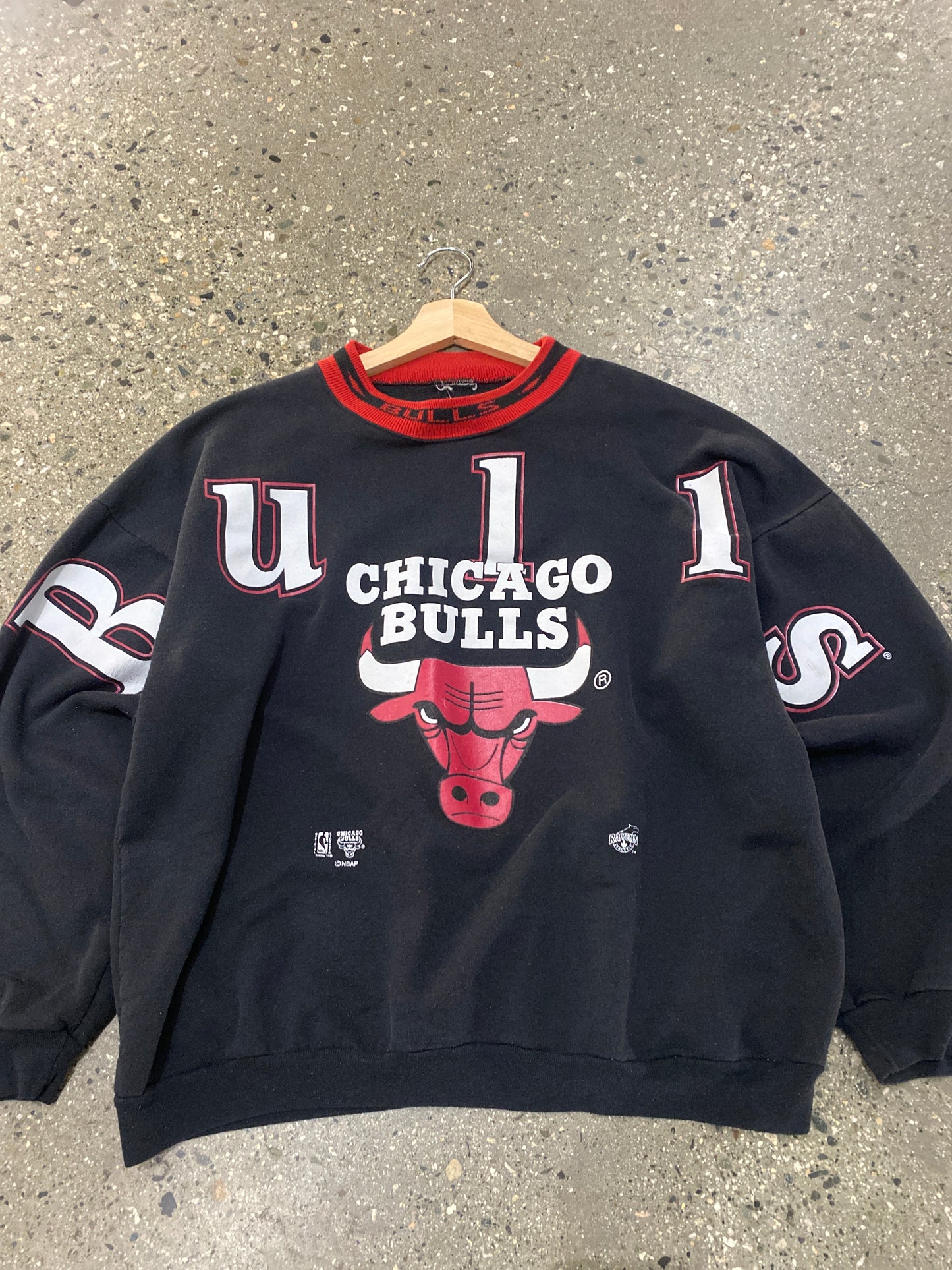 (S) 90s Chicago Bulls Script Crewneck