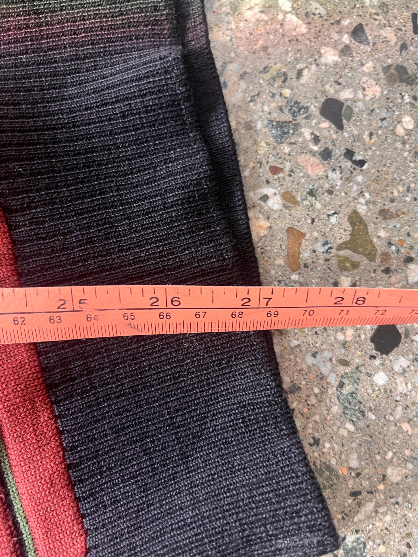 (M) Vibrant 3D Coogi Style Knit