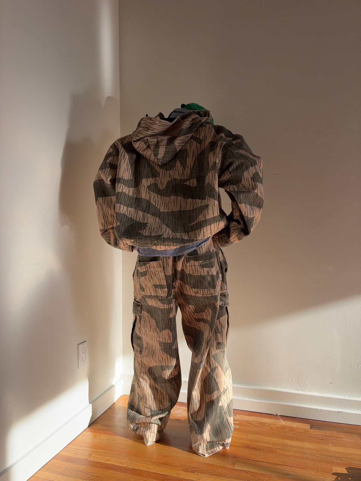 (S- M) Adidems Asteriks Camo Twill Balloon Cargo Pants