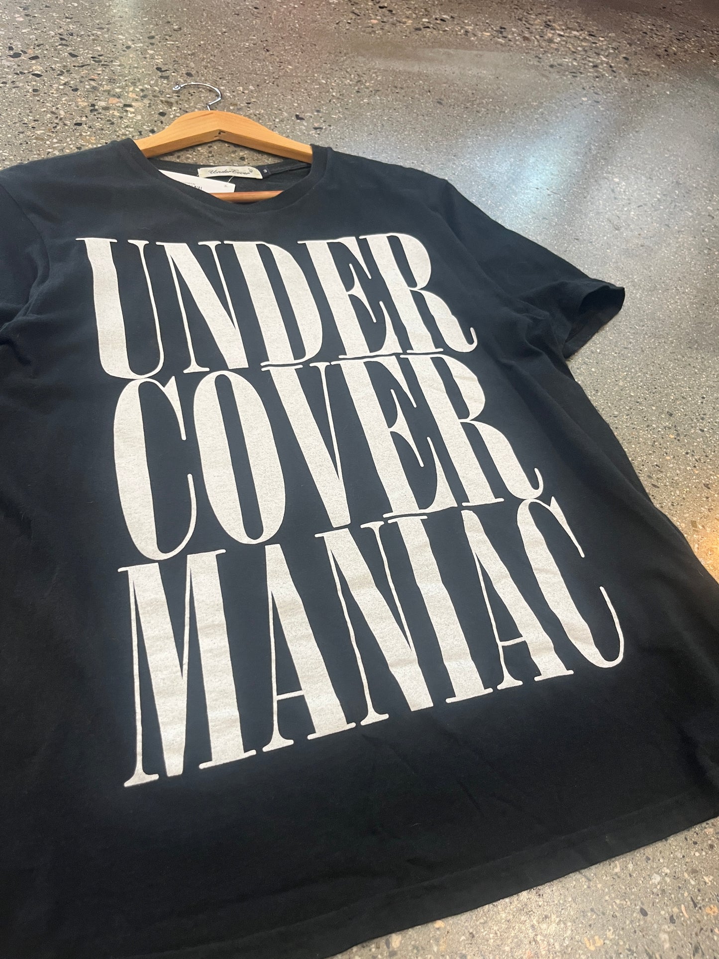 (M) Undercover Maniac Tee