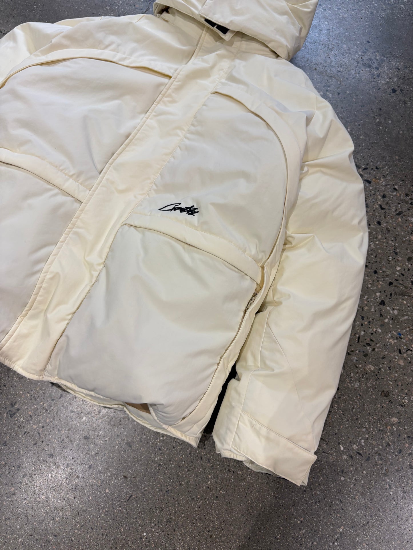 (S/M) Corteiz BOLO Down Puffer